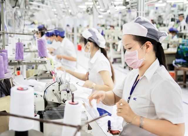 Uy tín thương hiệu và đóng góp xã hội của Tổng Công ty May Nhà Bè